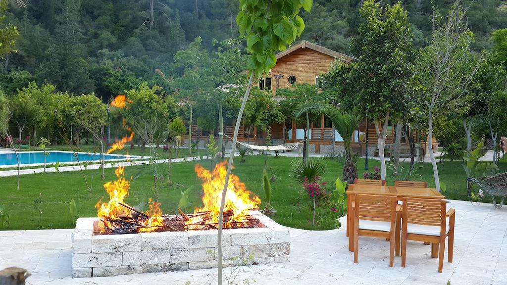 Sedir Palas Hotel Çıralı Esterno foto