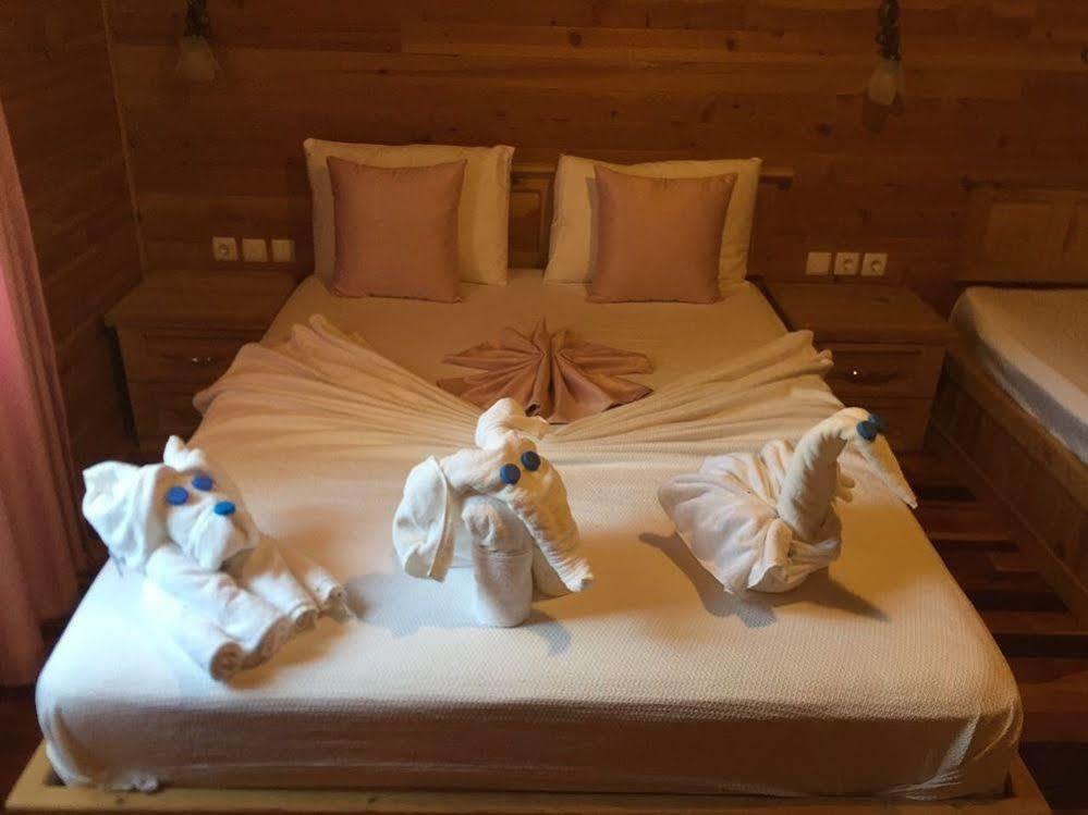 Sedir Palas Hotel Çıralı Esterno foto